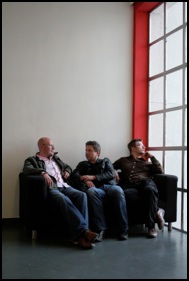 Mike Roelofs Trio bij raam